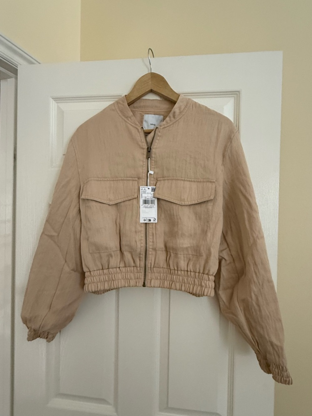 Mango Women’s Cropped Zip Front Jacket in Beige - Lightweight Bomber NWT